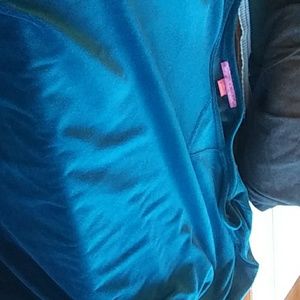 Women within 4x heavy not light